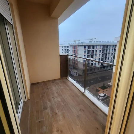 Apartment Luni